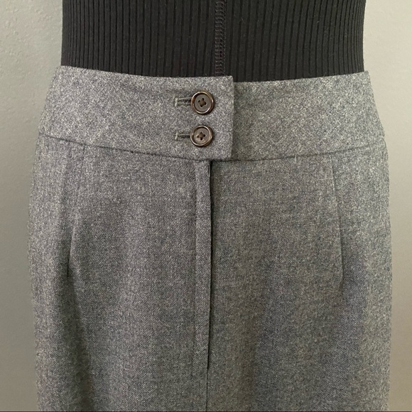 Banana Republic gray a-line skirt - Picture 3 of 6